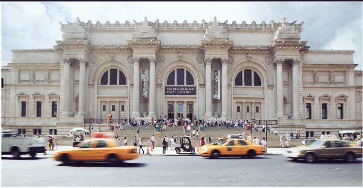 LizJMercado's tweet photo. Night at the Museum #OutlanderSeason2 Does it get much bigger? Only in #NYC 4/4 Watch these Stars Come Out 😎🌟 https://t.co/2Xy89MDqR9