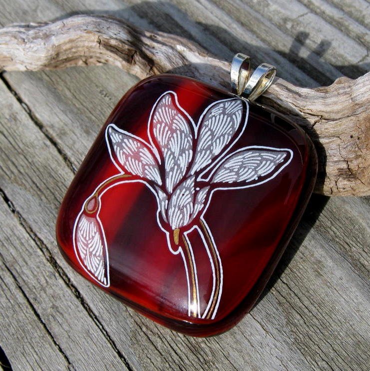 Red and Black Fused Glass Snow Lily Pendant tuppu.net/af0e8841 #jewelryonetsy #HandCraftedGlass