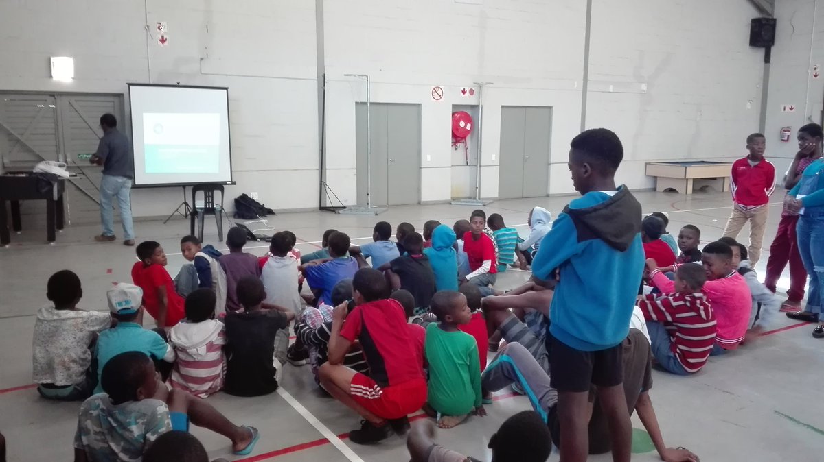 Gio_Hulley's tweet image. #Backtoschoolprogram ,trying to keep the youngsters offstreet and safe withPositive activities @CityofCT @UWConline