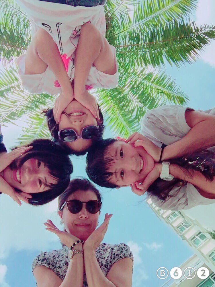 may_hatanaka's tweet photo. シンガポールはいいとこだよね。
へいわへいわ。 https://t.co/Tebjyq9XkK