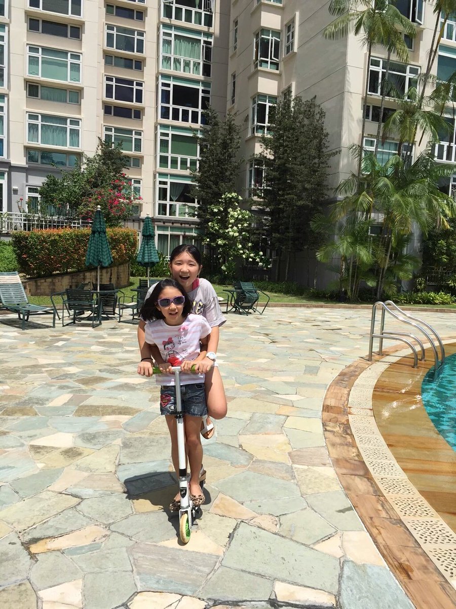 may_hatanaka's tweet photo. シンガポールはいいとこだよね。
へいわへいわ。 https://t.co/Tebjyq9XkK