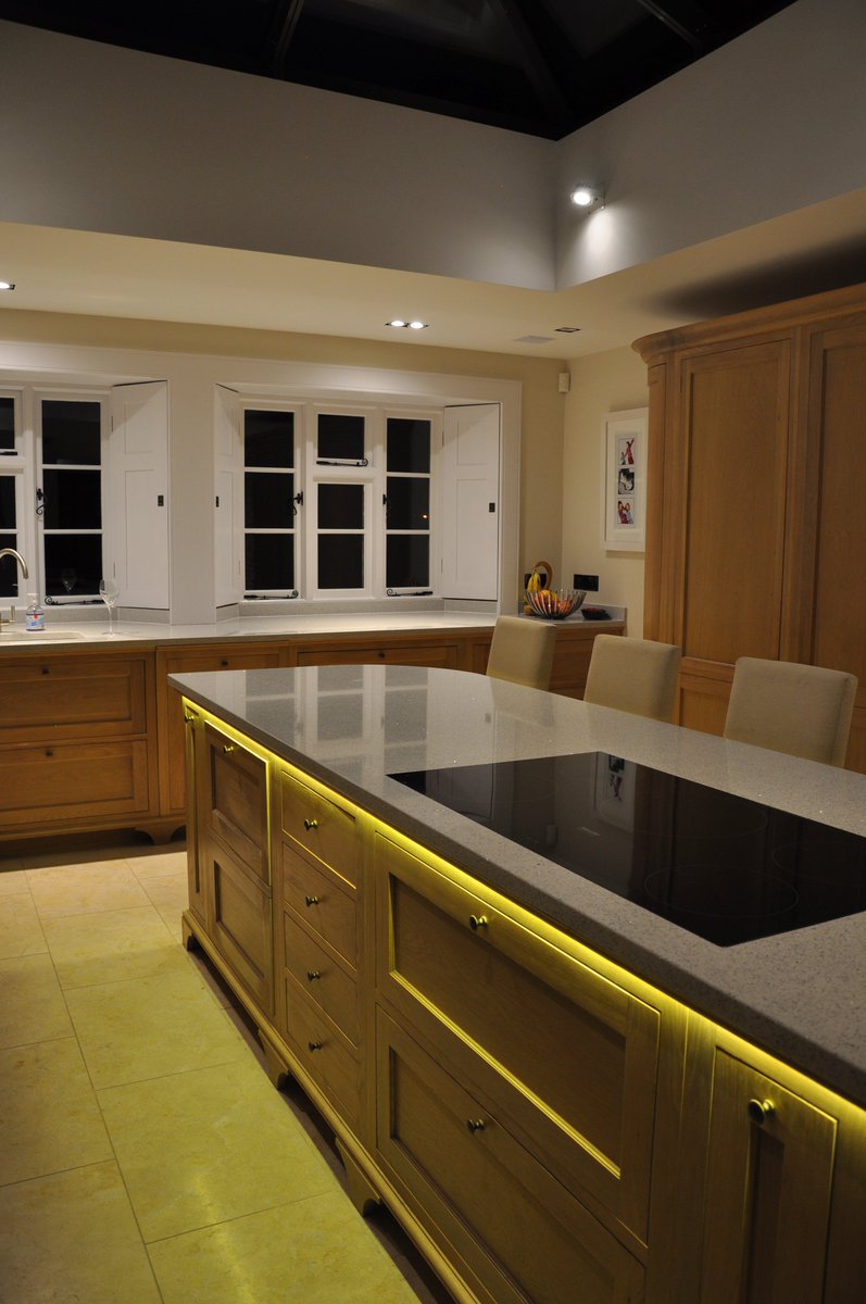 light_designs_c's tweet photo. Create ambient lighting with LED spotlights and concealed LED strips.
#LightDesign
@light_designs_c https://t.co/mOrgg2NXiI