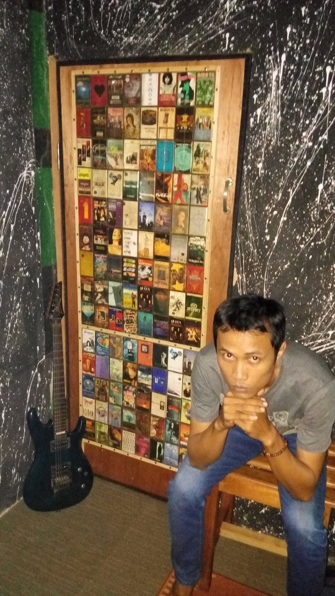zulhat's tweet photo. #studio https://t.co/hO4slowVNx