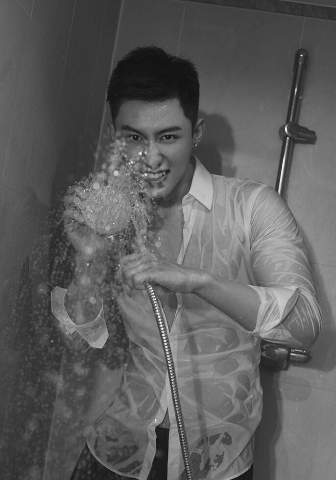 chnboysub's tweet photo. อ่อยมากกกก 😵😵😵 #huangjingyu #heroinwebseries #addictionwebseries https://t.co/ayjZ3fmOHT