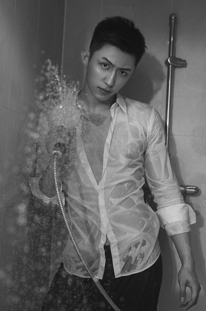 chnboysub's tweet photo. อ่อยมากกกก 😵😵😵 #huangjingyu #heroinwebseries #addictionwebseries https://t.co/ayjZ3fmOHT
