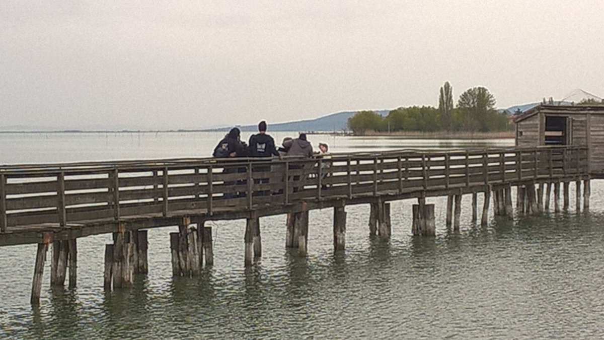Oasilavalle's tweet photo. Ieri l'oasi: La location per un servizio fotografico di abbigliamento per bambini! I 1000 volti del  #Trasimenolake https://t.co/AnVSZnWPq1