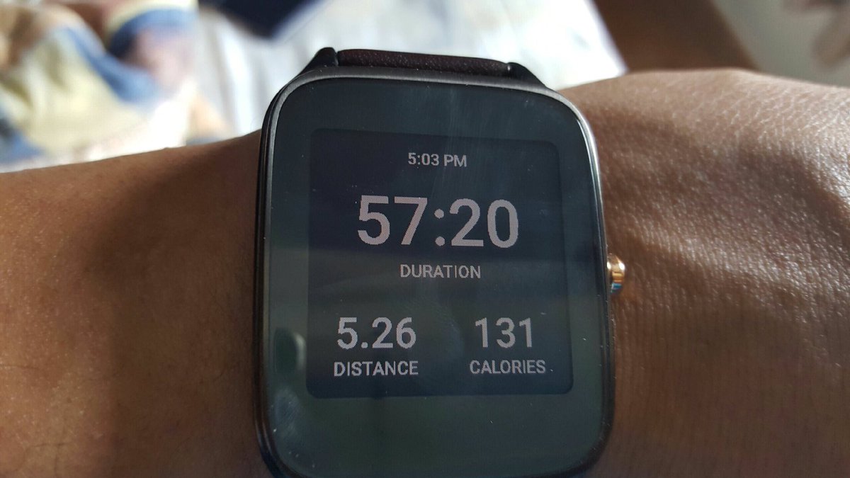anthonyoribio's tweet photo. Caminata de 5km en la calle...Walking 5km across the street...J' ai fait 5km de la marche sur la Rue..#asuszenwatch https://t.co/MFMDX59iBR
