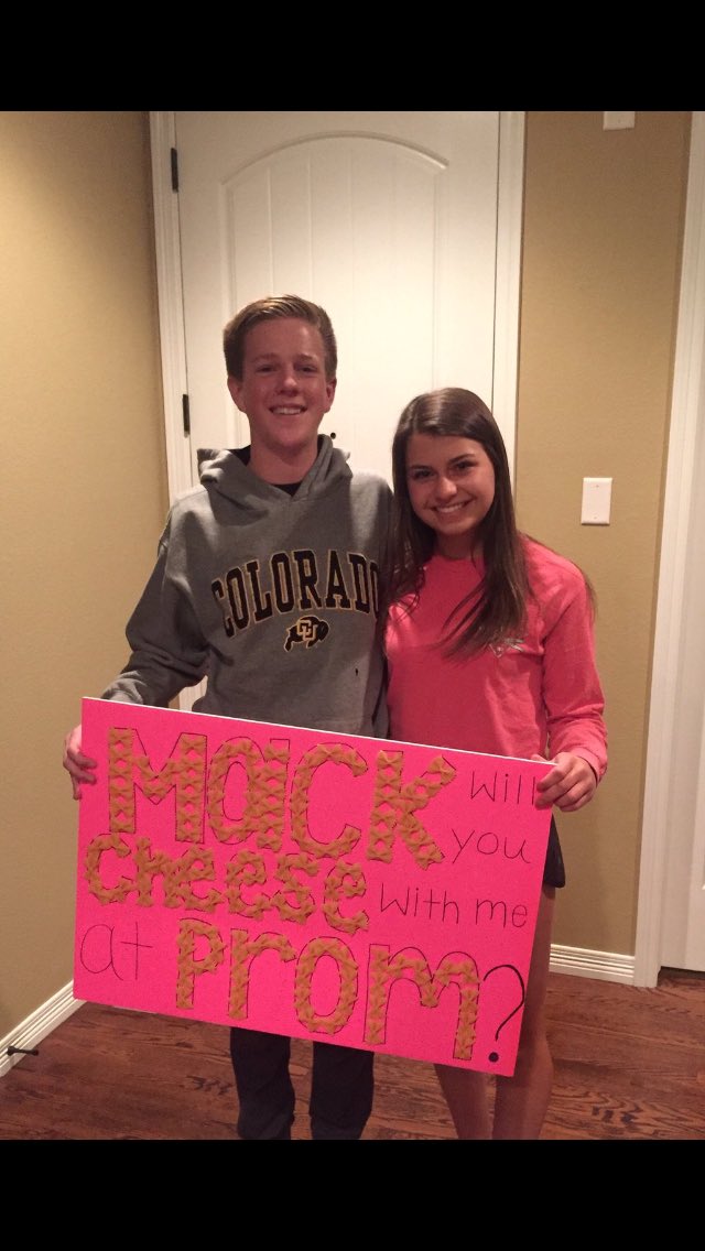TRHSPromposals's tweet photo. @carterredman @case_mackenzie are going to prom 😍 https://t.co/AbxM5xtwWl
