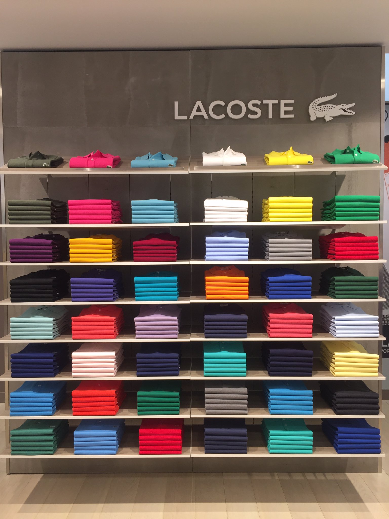 Annelies Versteeg X: "What is your favourite color? #boutique #lacoste # amsterdam #amazingcolors #l1212 #polo https://t.co/XdXpdy2zxM" / X