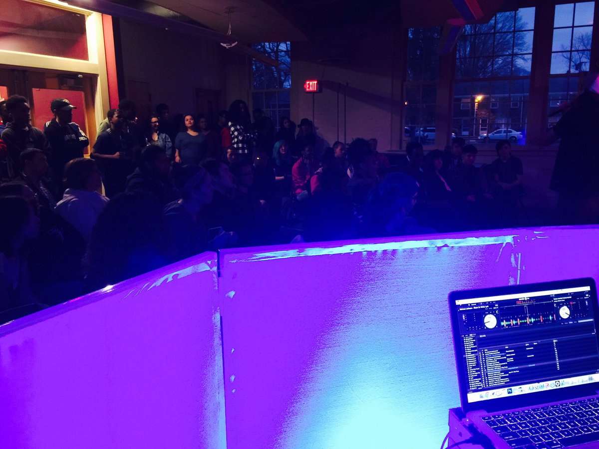 OfficialJonFlow's tweet photo. A special thank you to all my supporters 🔥💯🎤 https://t.co/JyHbExUA2c