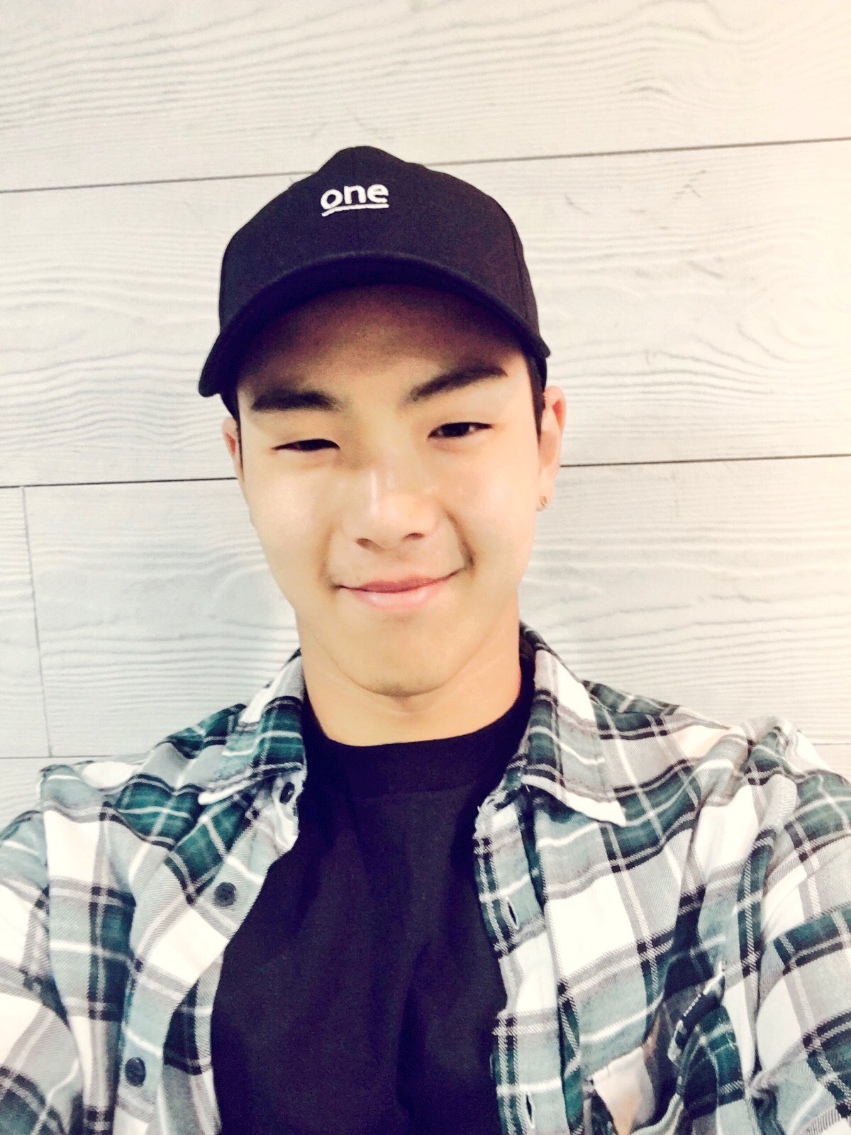 CfLP_A5UYAI6HlJ?format=jpg&name=large