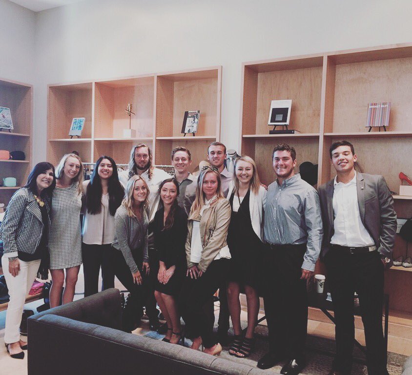 usd_dsp's tweet photo. Thank you @jcrew fashion valley for an awesome event today! https://t.co/Tx6sqEoIoS