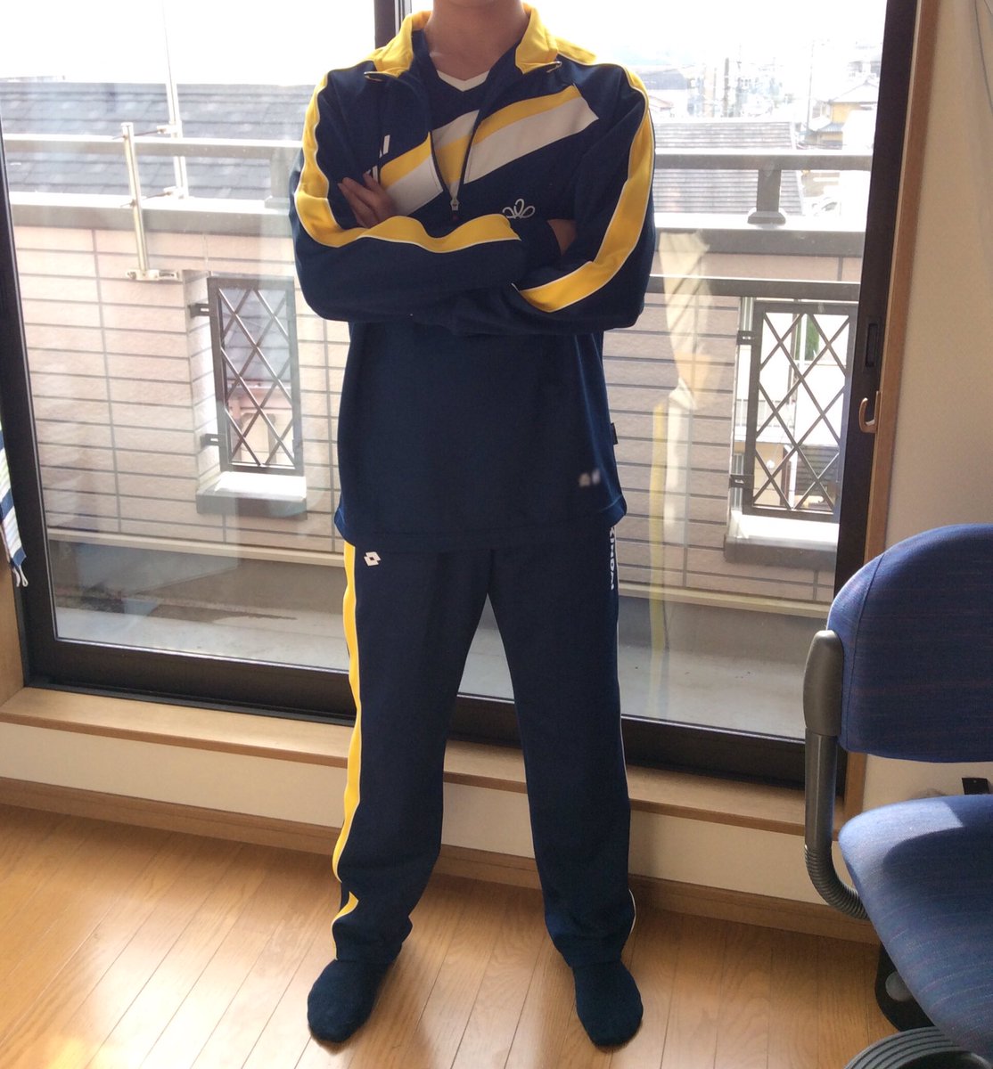 西村龍斗 サイソン ワクワクしてる二回生 商大附属高校の友達が近高の体操服 左 より 商大の方 右 がかっこいいって言ってる みんなはどっちの方がいい 近高 Rt 商大 いいね 拡散希望 春から近高生 T Co Gcdvohjnde