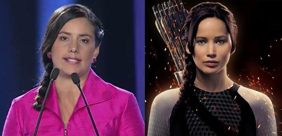 AldoMartel's tweet photo. “Que casualidad que ambas quieran tumbarse el Capitolio…”
#TeamEverdeen #KatnissMendoza https://t.co/FYWQMVVAZ0