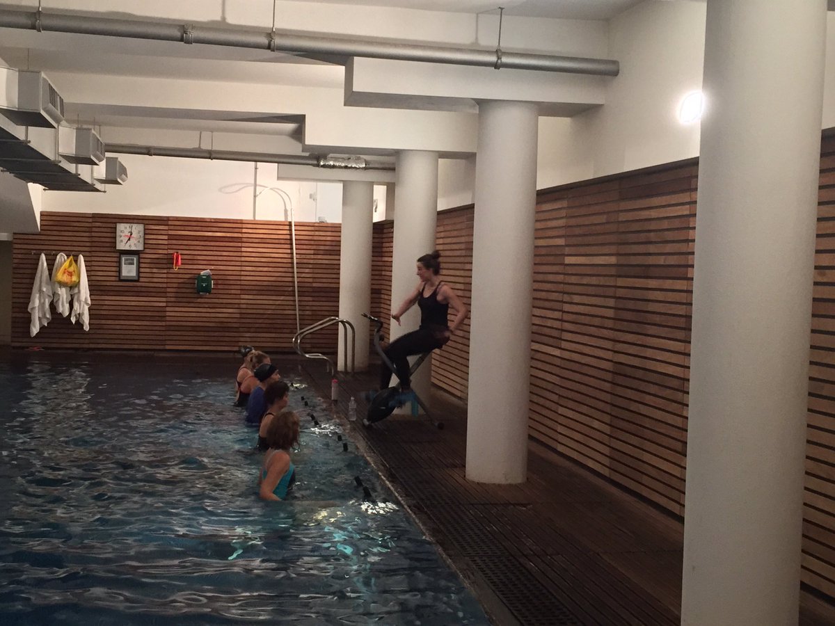 AquaFitPro's tweet image. Let's pedal into our dream shape #mondaymotivation #aquacycling #fitness #BurnCalories