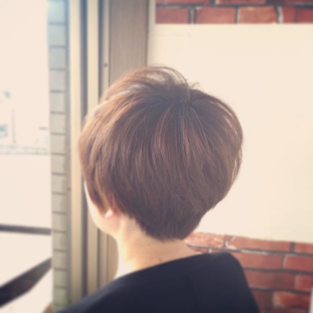 イマジン 襟足スッキリショートです 明るめカラーで軽やかに カット ショート ヘア 美容師 ふんわり アクティブ トップふんわり ショートヘア 大人ショート ヘアカラー ナチュラル L T Co M0wehldr8g T Co Gptukoctoa Twitter