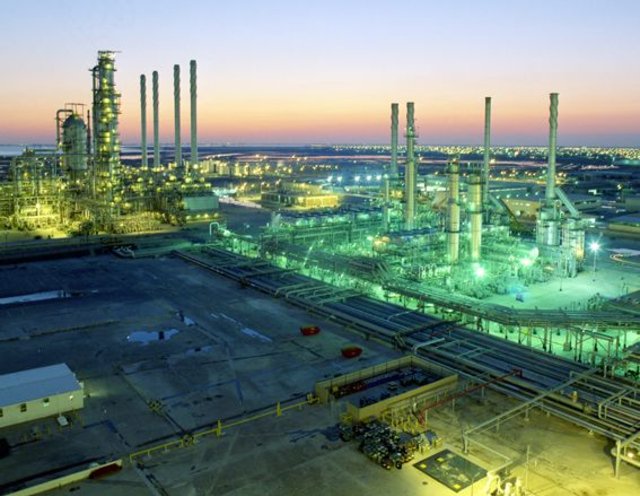 Aramco will soon be listed A giant four times bigger than Alphabet. 2 trillion dollars-> finance-foundation.com/Opinion-5/news…