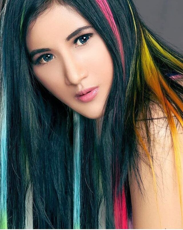 <a href="/MissindoDuta/">Missindo Duta</a> <a href="/cameliaputriID/">Camelia Putri_ofc</a> @APM_ID