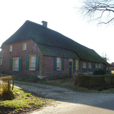 Heemschut vraagt handhaving bij verwaarlozing rijksmonumentale boerderij! bit.ly/1W4pf1L