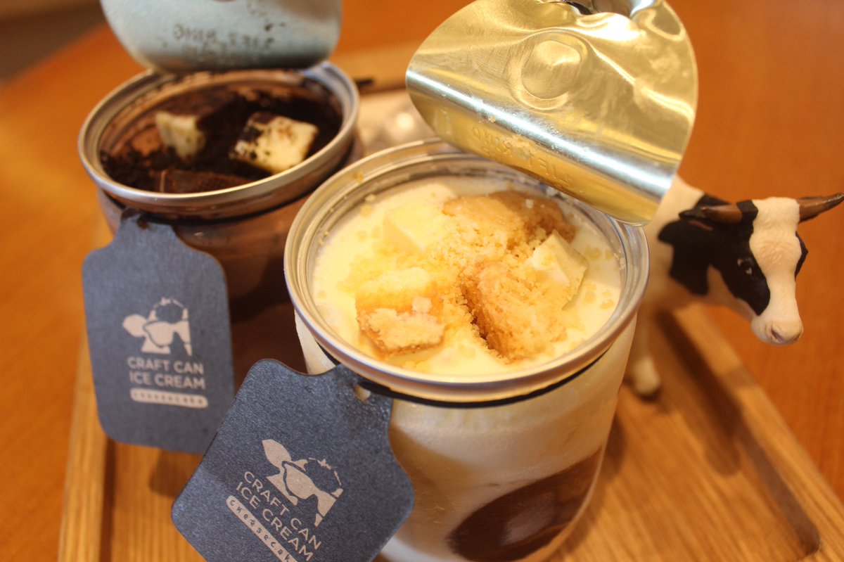 FarmDesignTH's tweet photo. #ฟาร์ม100บาท Craftcan Icecream 2 รสชาติ #whitemoo #blackmoo แคนละ100บาทเท่านั้น #เจ้มจ้น #ต้นตำรับฮอกไกโด@aroii https://t.co/aVni7rZiFe