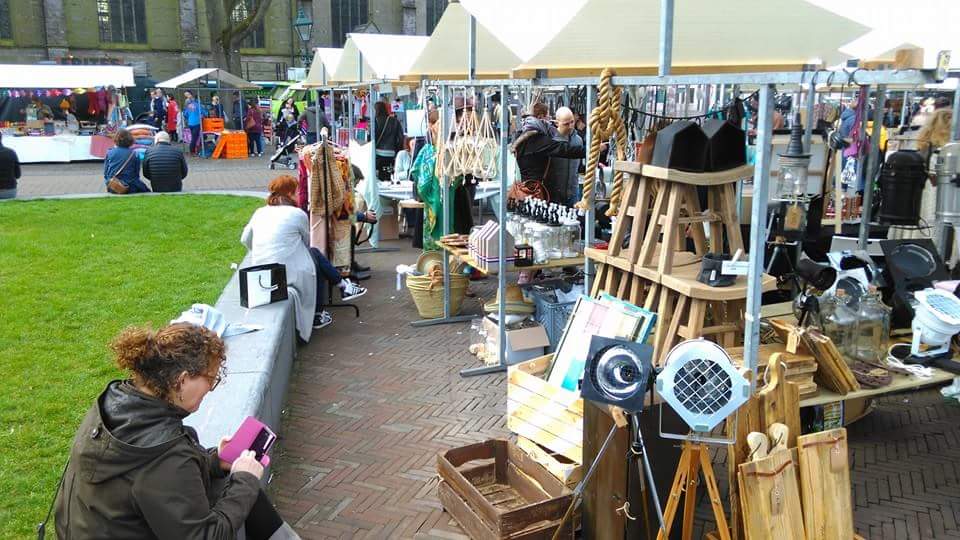 ORIGINALmarket's tweet photo. Heerlijke 1e markt gehad in #Alkmaar! Dank: Evelien @MuseumAlkmaar Jacqueline @gemeentealkmaar Maaike @StadAlkmaar https://t.co/ndjr0W2ZT0
