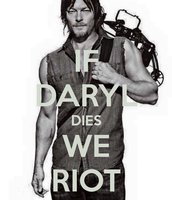 Jayme2208's tweet photo. I'm just saying!! #TWDFinale #WhoIsIt @wwwbigbaldhead https://t.co/Azd64xH83L