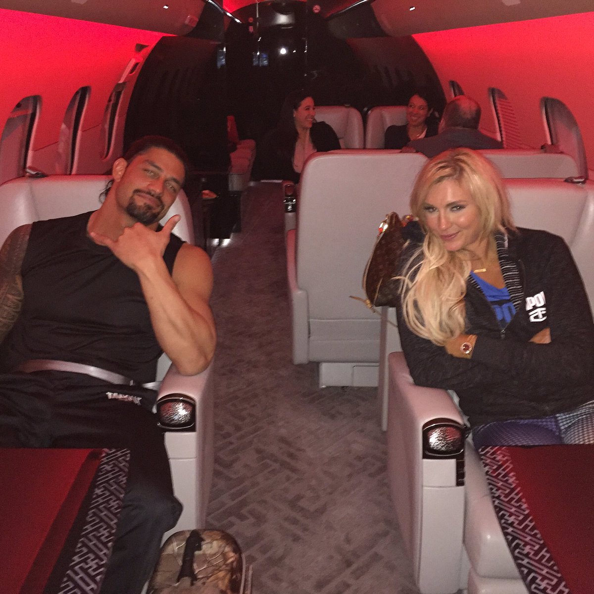 MsCharlotteWWE's tweet photo. #ChampLife @TODAYshow NY Bound with the Gold 💪🏻💪🏻 https://t.co/Bh106P30k1