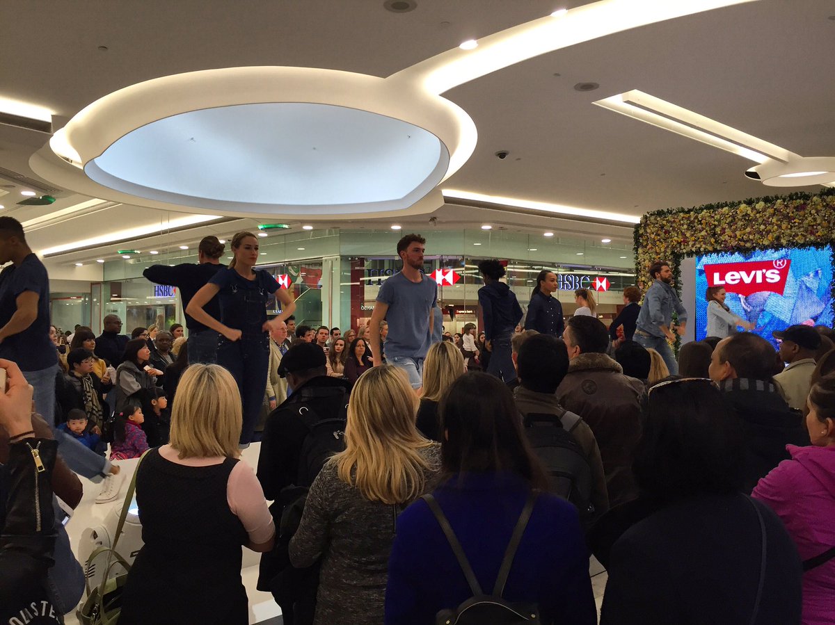 xcitecm's tweet photo. Successful weekend of Spring Fashion Shows @yourcanarywharf
#SpringFashionCW #Eventprofs #fashion #fashionshow https://t.co/urzXGw93ss