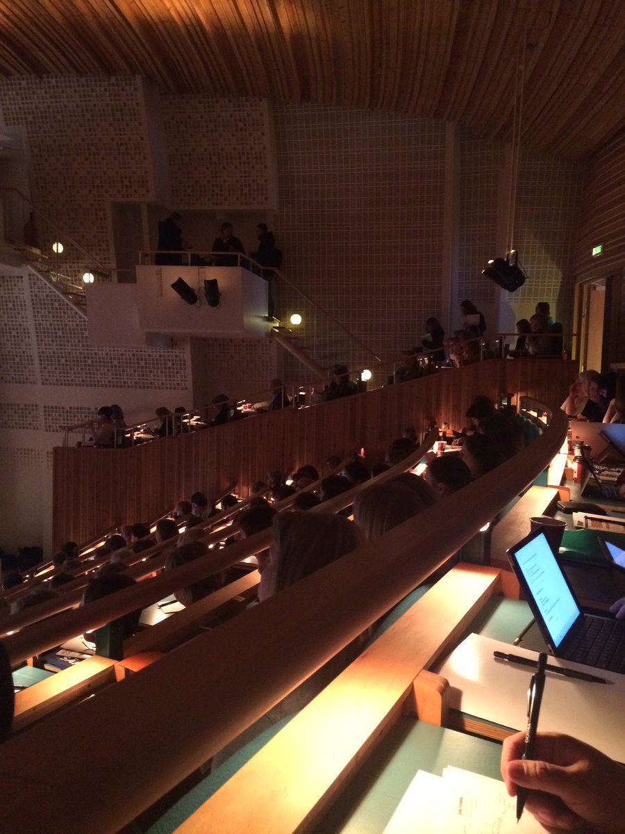 andreawdp's tweet photo. Årets flerspråkighetsdagar är fullsatt #flersprak16 https://t.co/yGgqtfcWmy