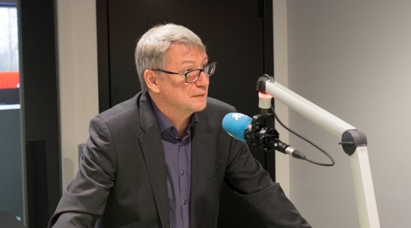 "Duerchwuessent Joer 2015 fir den Horesca" (François Koepp, Generalsekretär Horesca).
100komma7.lu/program/episod…