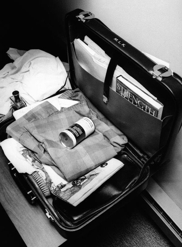 BeschlossDC's tweet image. Martin Luther King, Jr. was assassinated tonight 1968-here afterwards, his open briefcase in motel room: #Groskinsky