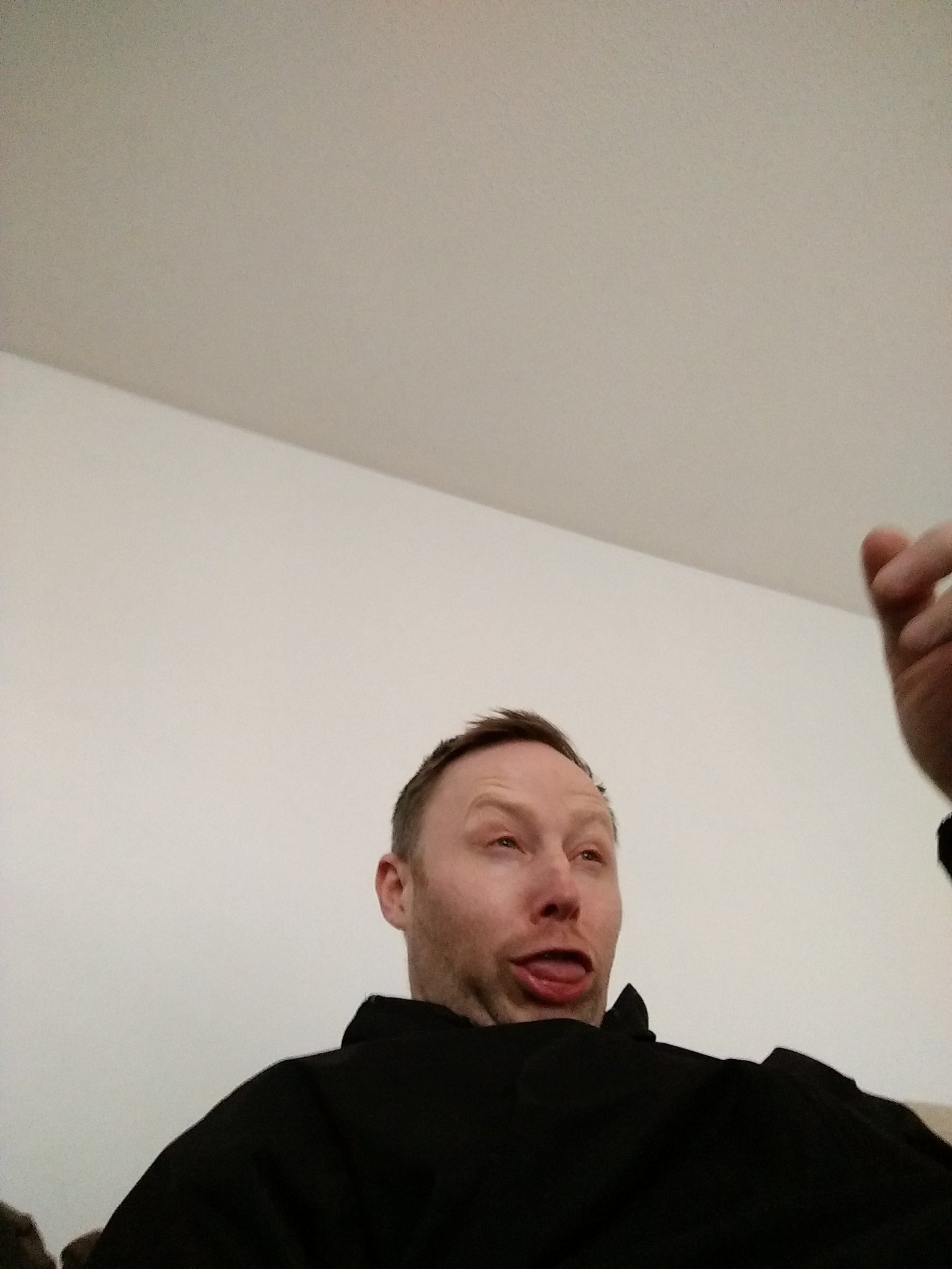 Limmy On Twitter FBI This Man Stole My Phone Https t co 4eJp2lmccn 