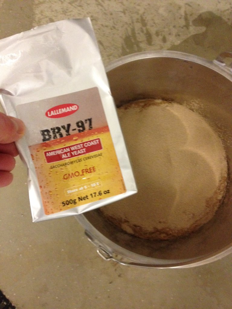 WishboneBrewery's tweet photo. Trying some new yeast in our Blonde #BRY97 @LallemandBrewUK https://t.co/6Zg0mvsyOb
