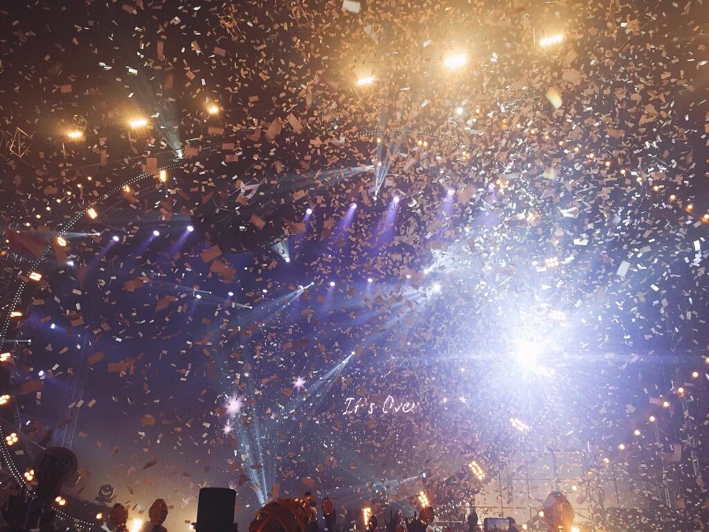softconewjh's tweet photo. #BlockBinChicago and #Blockbuster2016 🎊 https://t.co/FRggwbwHZe