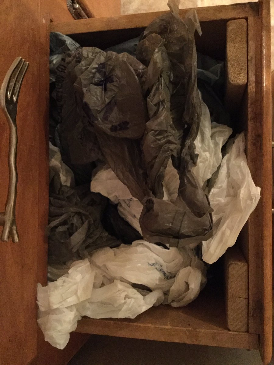 AnthonyM3016's tweet photo. @MsSlanker307 keeping all these plastic bags isn't good. https://t.co/2vAb1LS27N