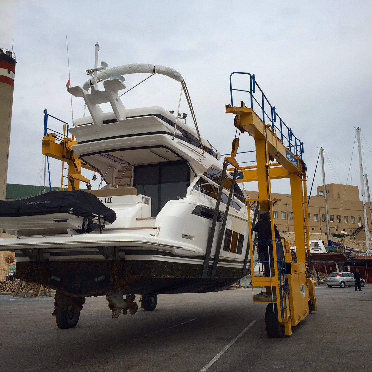 Boat preparations for the new season. Another one out for inspection, paint &amp; polish. A Fairline Yachts Squadron 48.