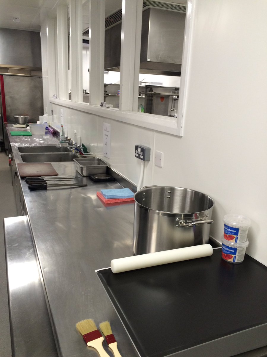 TerryTintonChef's tweet photo. @RouxScholarship @PierreGagnaire @ChefAlainRoux @michelrouxjr @Westking stations are set and ready #GoodLuckChefs https://t.co/rpxMNxqYZu