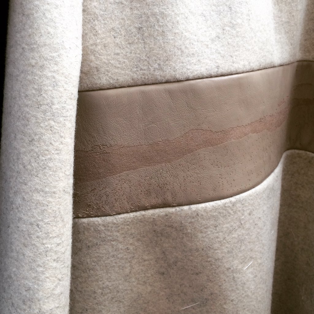 FPayneTailoring's tweet photo. The RX Collection : Overcoat
#franciepayne #womenswear #bespoketailoring #therxcollection #leather #makingamark2016 https://t.co/wA2jeuRMCd