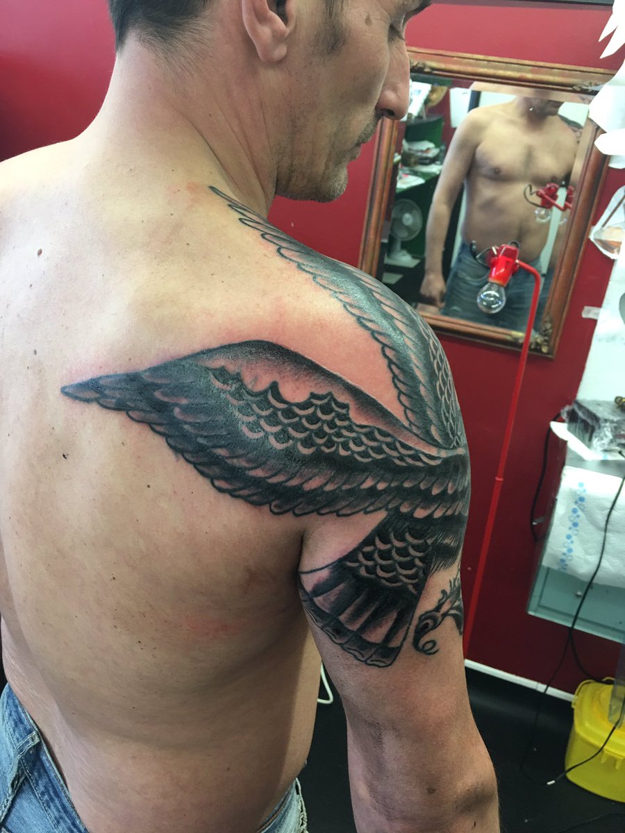 Sleepwelltattoo's tweet photo. Our @JamesRoss14 did some more in this double cover up yesterday on Dan!! James has space this week to tattoo you!💃 https://t.co/zPwlxPFvRo