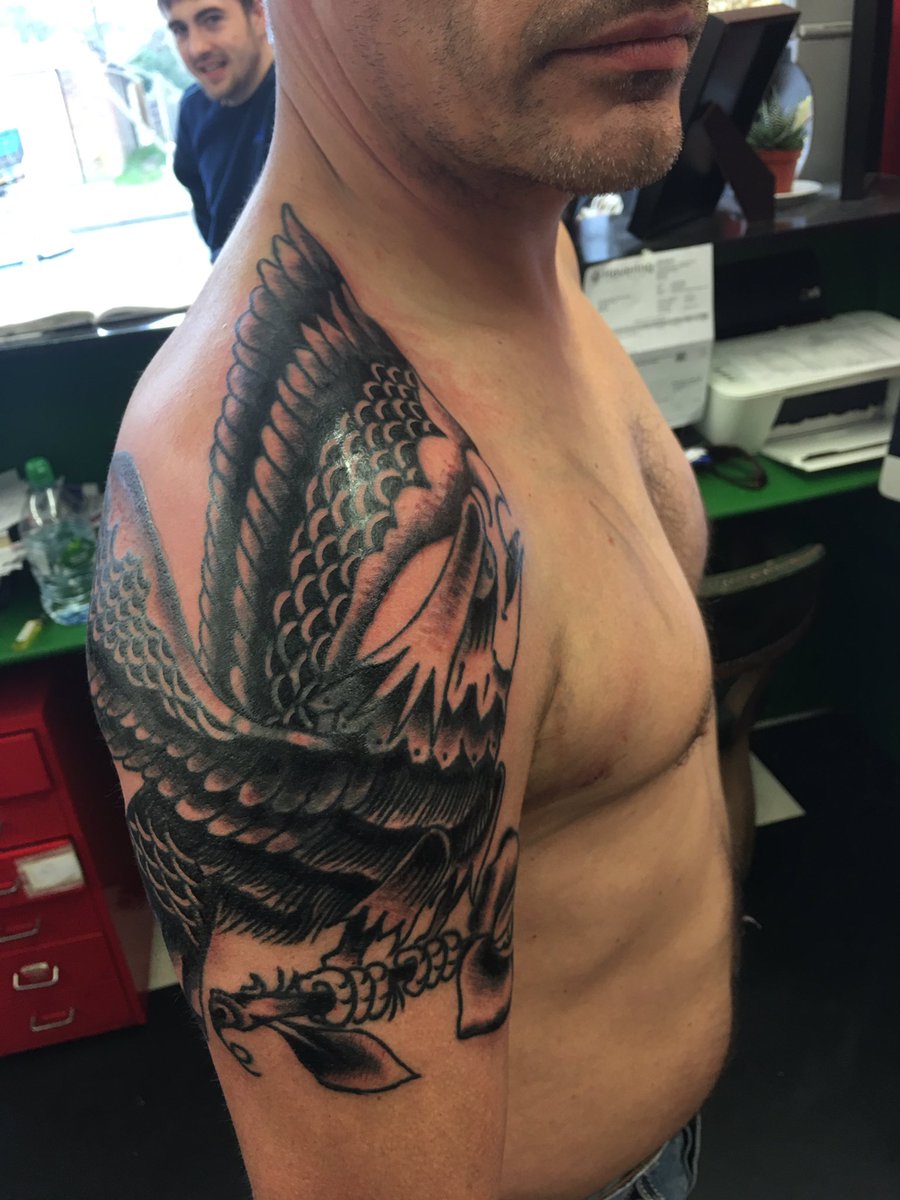 Sleepwelltattoo's tweet photo. Our @JamesRoss14 did some more in this double cover up yesterday on Dan!! James has space this week to tattoo you!💃 https://t.co/zPwlxPFvRo
