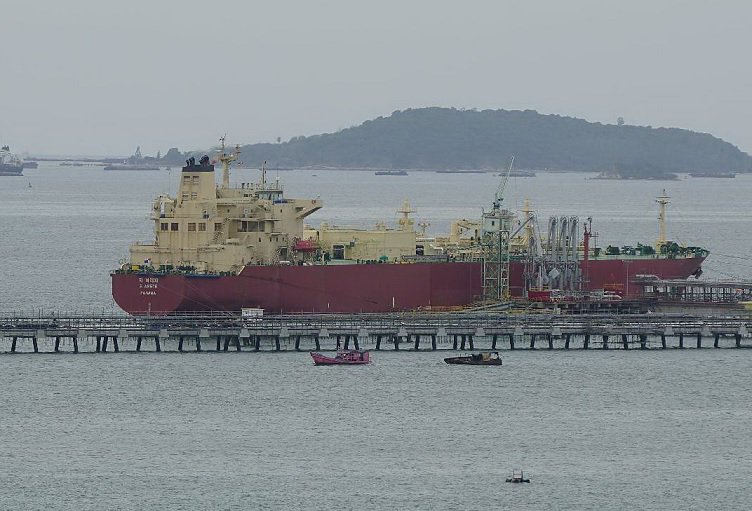 IHSMarkitMandT's tweet photo. #NEWS:SK Shipping exercises option for one more VLGC https://t.co/UMK9jGGgaA #SKShipping #VLGC #maritime https://t.co/mdOf92eGrq