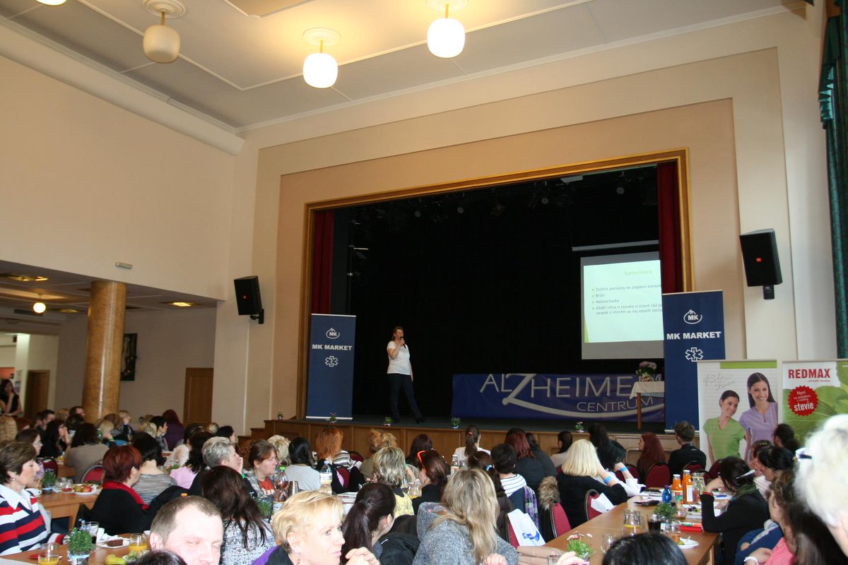 alzheimerc's tweet photo. #Alzheimercentrum České Budějovice, 31. 3.-1. 4. konference na téma "Přistupujeme správně ke klientovi s demencí?" https://t.co/MvCe8N9L1P