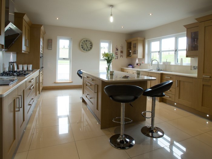 SNCollection's tweet photo. Congratulations @WB_Kitchens with their record-breaking 6th real kitchen of the month award https://t.co/VEi02PROaJ https://t.co/aIIqlx5xby