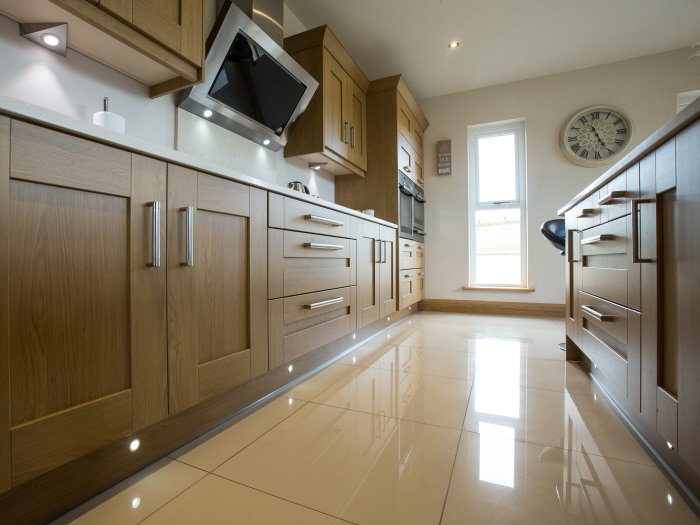 SNCollection's tweet photo. Congratulations @WB_Kitchens with their record-breaking 6th real kitchen of the month award https://t.co/VEi02PROaJ https://t.co/aIIqlx5xby