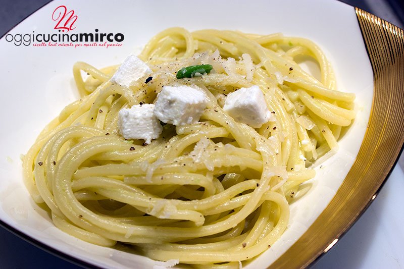 OggiCucinaMirco's tweet photo. Tempo di #fave: vi propongo questa #ricetta gustosissima con #favefresche e #feta https://t.co/p00NFKKtqX https://t.co/UOFMZ9fxDZ