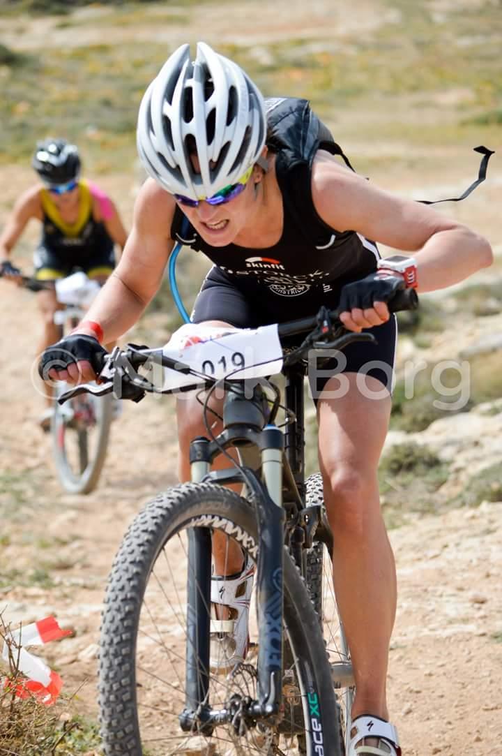 MaudGolsteyn's tweet photo. Mooie race en tevreden met plek 4 in eerste xterra van het seizoen @XTERRAMalta https://t.co/13F8wAHRtI
