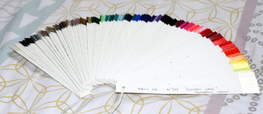 ByGlamAlex's tweet photo. DIY :Fabriquer un nuancier pour vos vernis à ongles https://t.co/a1PFkDPUhJ https://t.co/VliMtgFhLC