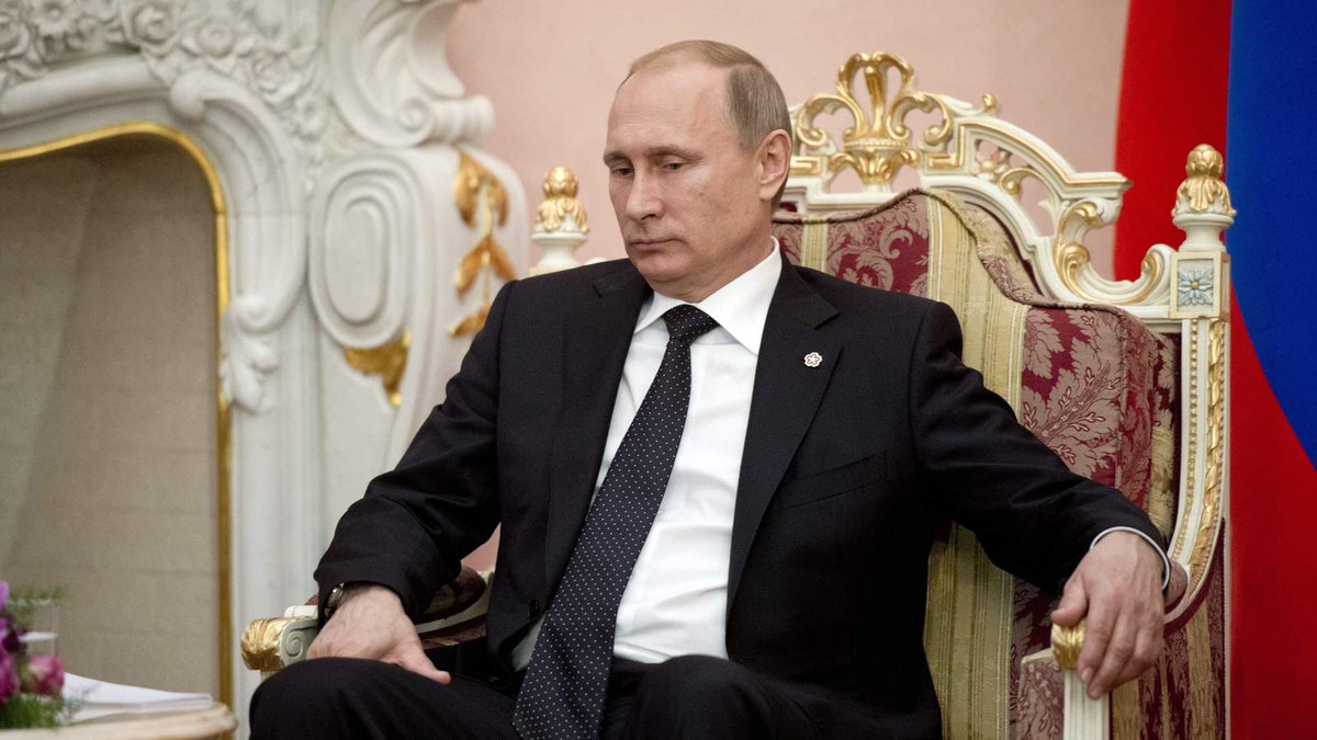 SkyNews's tweet photo. Kremlin dismisses #PanamaLeaks as part of a campaign to discredit Vladimir Putin https://t.co/NVPJttgKHA https://t.co/IuNMhNrTgl