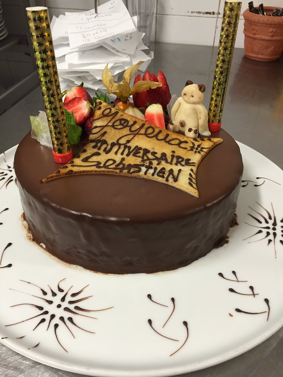 Cake Gate Gateau D Anniversaire Chocolat Pralin Anniversaire Nounours Patedamande Patisserie Passion T Co Ivuim1yhr1 Cake Gate Gateau D Anniversaire Chocolat Pralin Anniversaire Nounours Patedamande Patisserie Passion T Co Ivuim1yhr1
