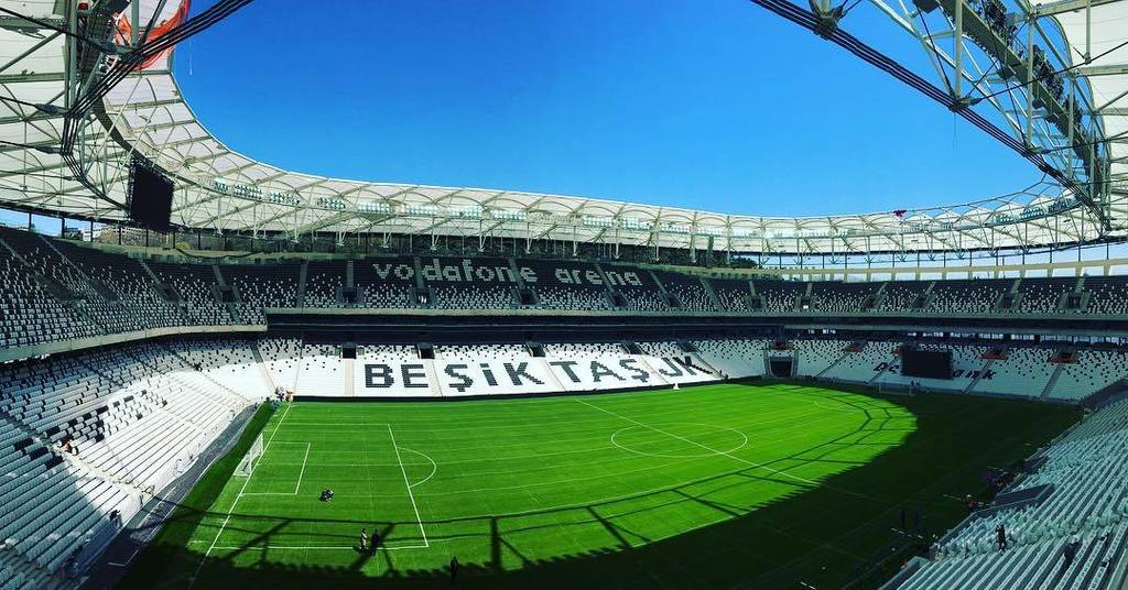 PicsFromBJK's tweet photo. #bjktvhaber #bjkçarşı #bjkdergi #bjkstore #bjktv #VodafoneArena #İpleErişim #RopeAccess #a… https://t.co/dwJ86gakFh https://t.co/xlVNYlhlGS
